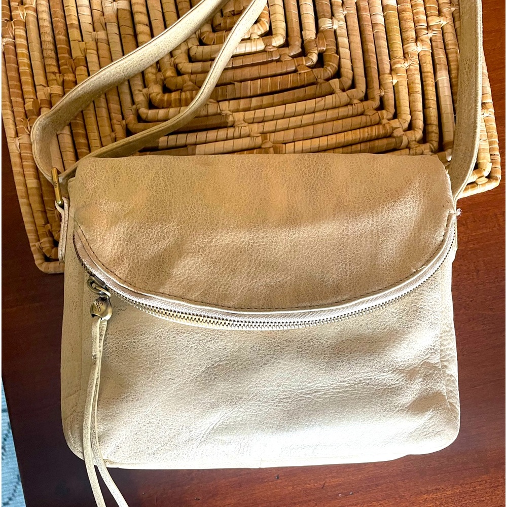 Hobo Fern messenger crossbody bag, perfect condition